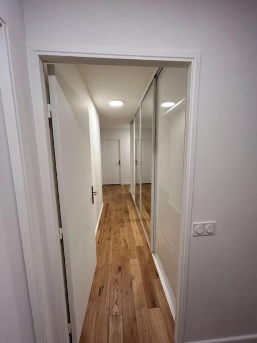 Splendid 92M2 Renovated, 4 Rooms シャラントン・ル・ポン エクステリア 写真